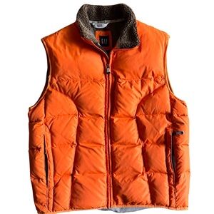 GAP Men’s Down Puffer Vest - Size M